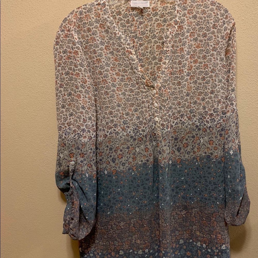A Pea in the Pod Maternity Blouse